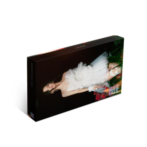 JISOO - JISOO FIRST SINGLE ALBUM [ME] (Random Ver.)